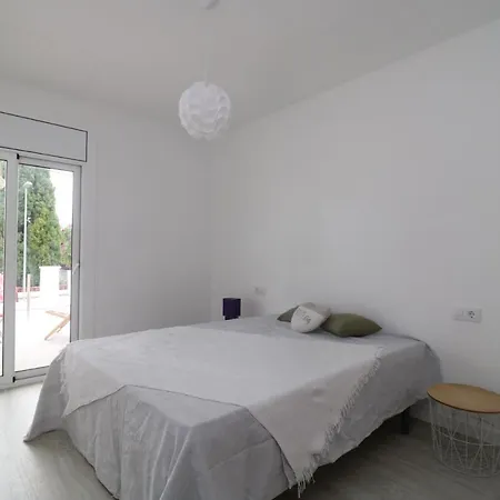 Montsia 23 - Casa Con Piscina Privada En